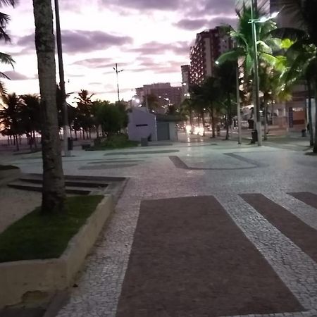 Lindo Apartamento Guilhermina - Edificio Frente Para O Mar Praia Grande  Exterior foto