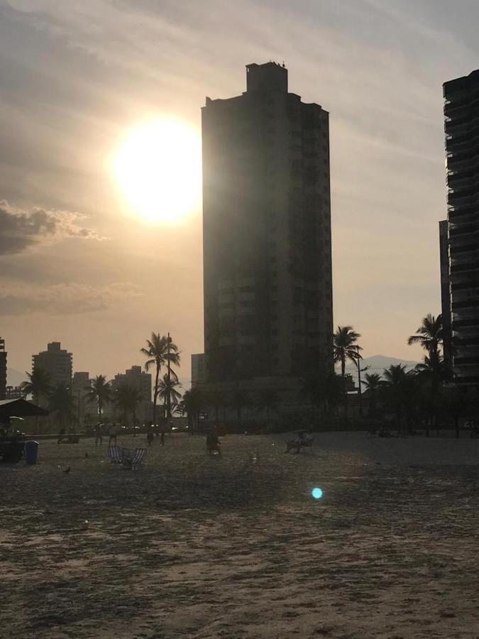 Lindo Apartamento Guilhermina - Edificio Frente Para O Mar Praia Grande  Exterior foto