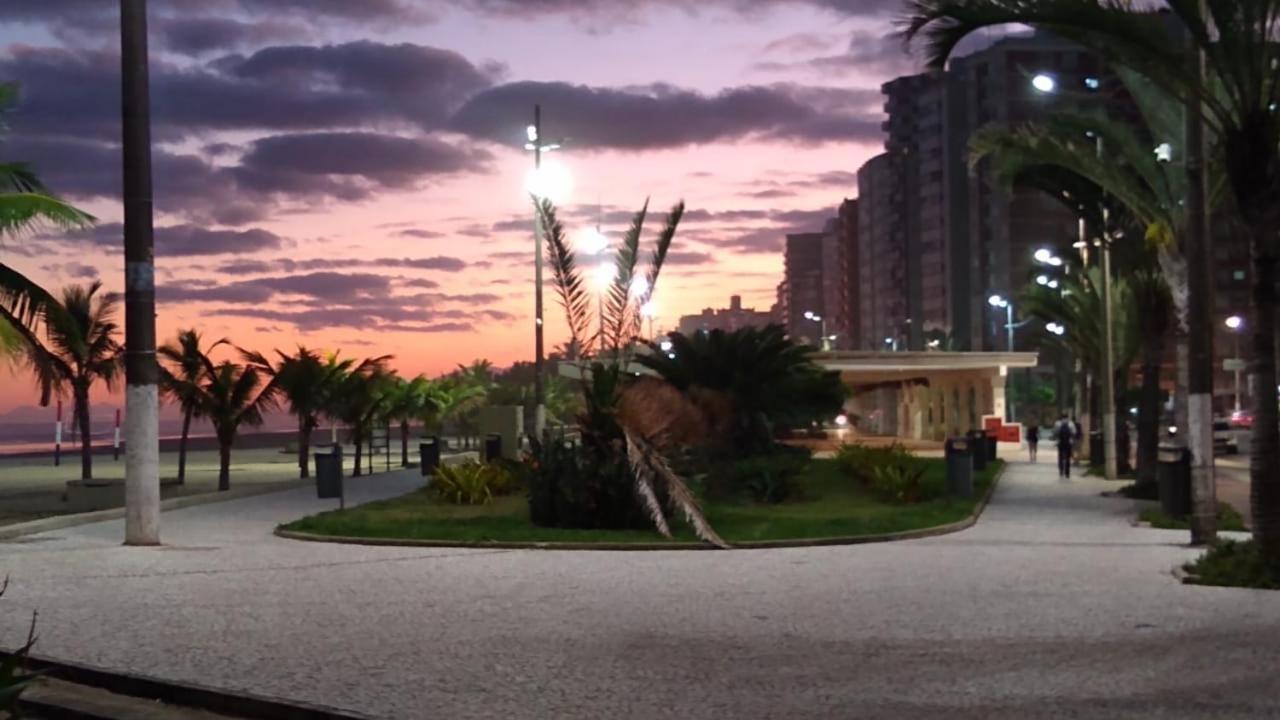 Lindo Apartamento Guilhermina - Edificio Frente Para O Mar Praia Grande  Exterior foto